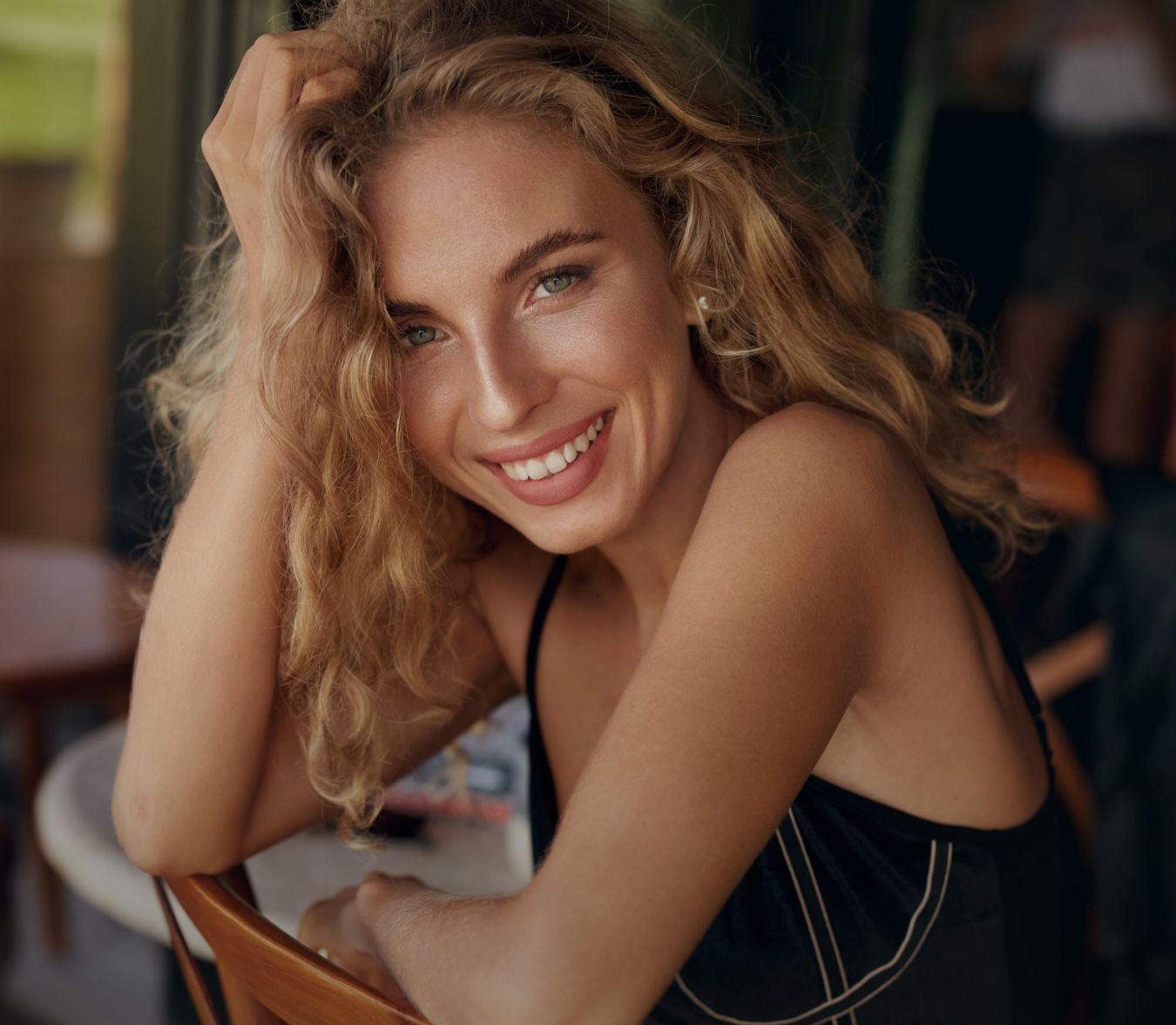 newport beach cosmetic dentistry model 